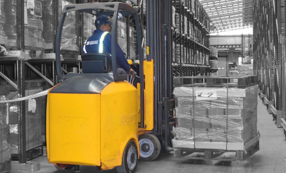 Articulated Forklift in Action