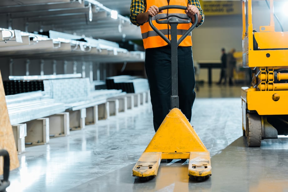 How to read a pallet jack load chart to ensure safe loading